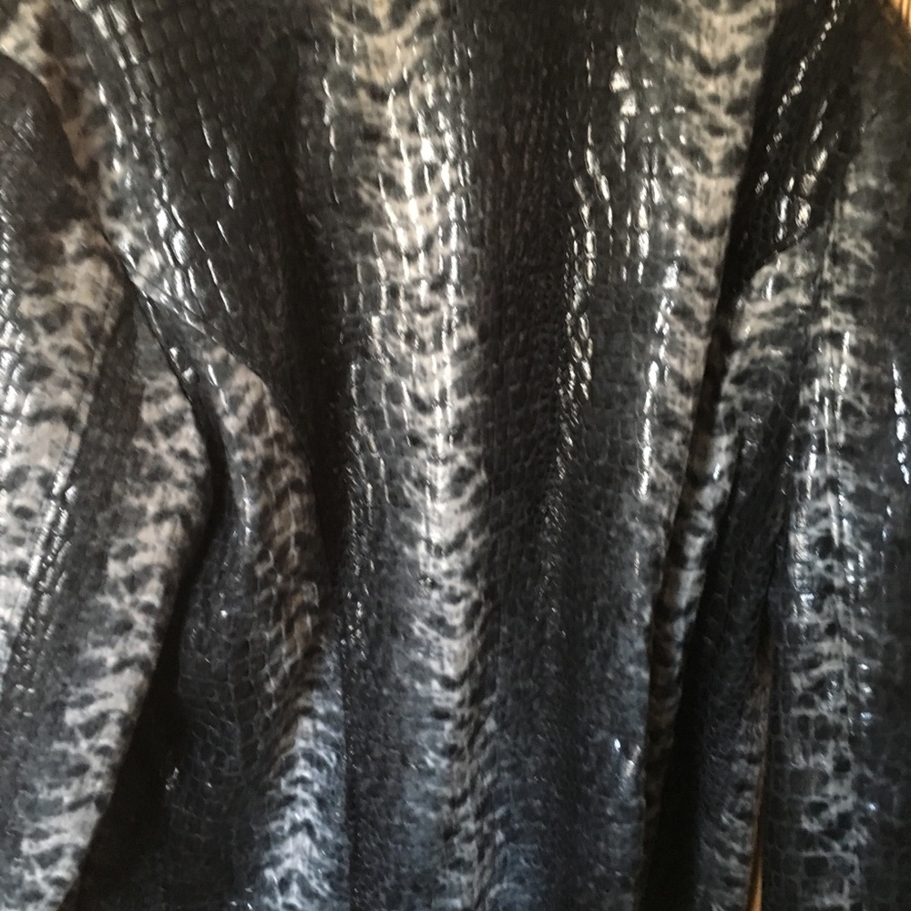 Python Print Jacket. - image 3